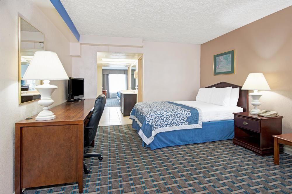 Days Inn By Wyndham St. Louis Lindbergh Boulevard Huntleigh Esterno foto