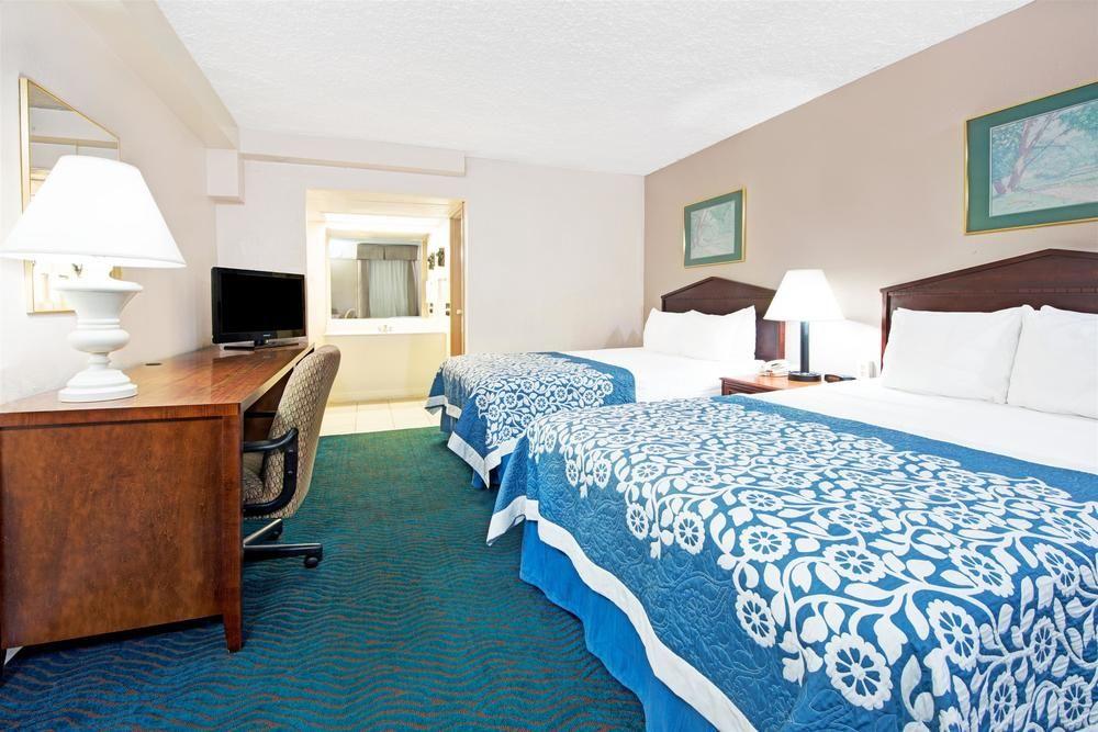 Days Inn By Wyndham St. Louis Lindbergh Boulevard Huntleigh Esterno foto